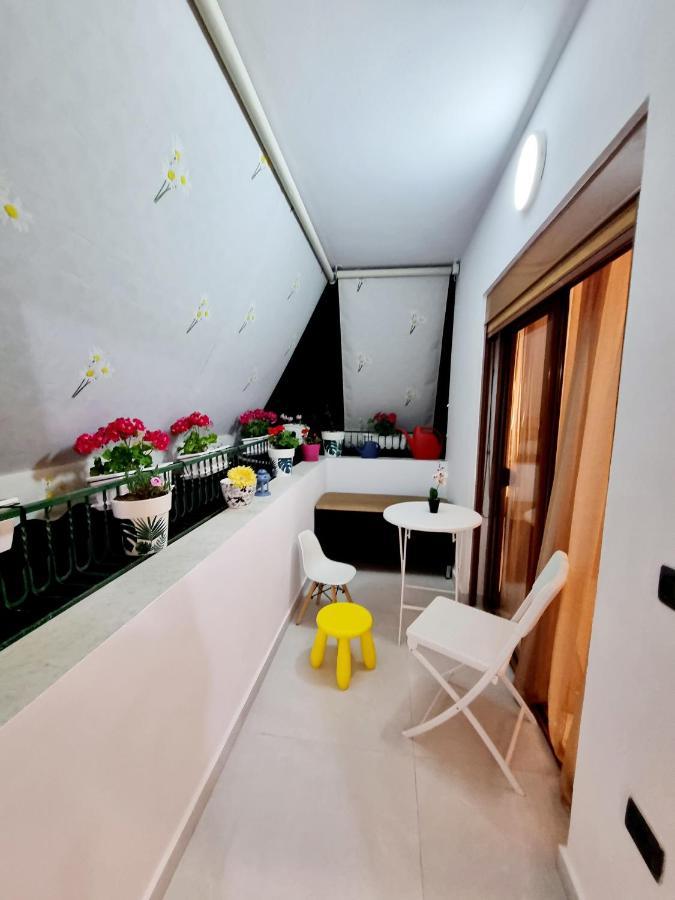 Holiday Apartment Near The Sea Дуррес Экстерьер фото